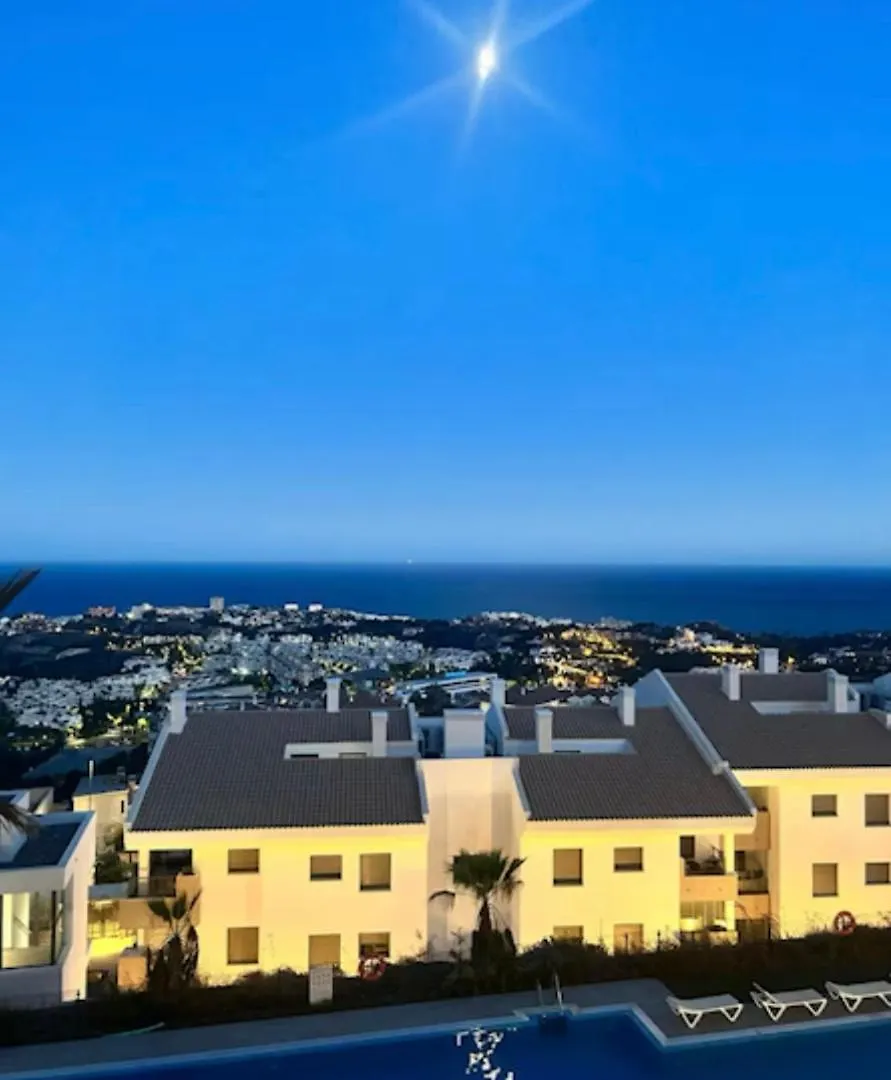 Prestigieux Appartement Avec Superbe Vue Mer Et Ville Benalmádena 0*,  Spanien